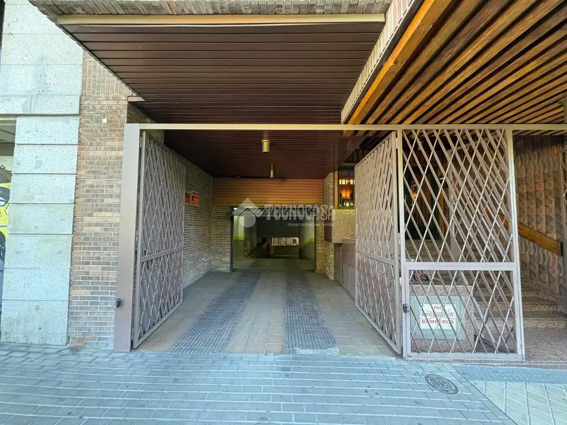 Garage for sale in Madrid