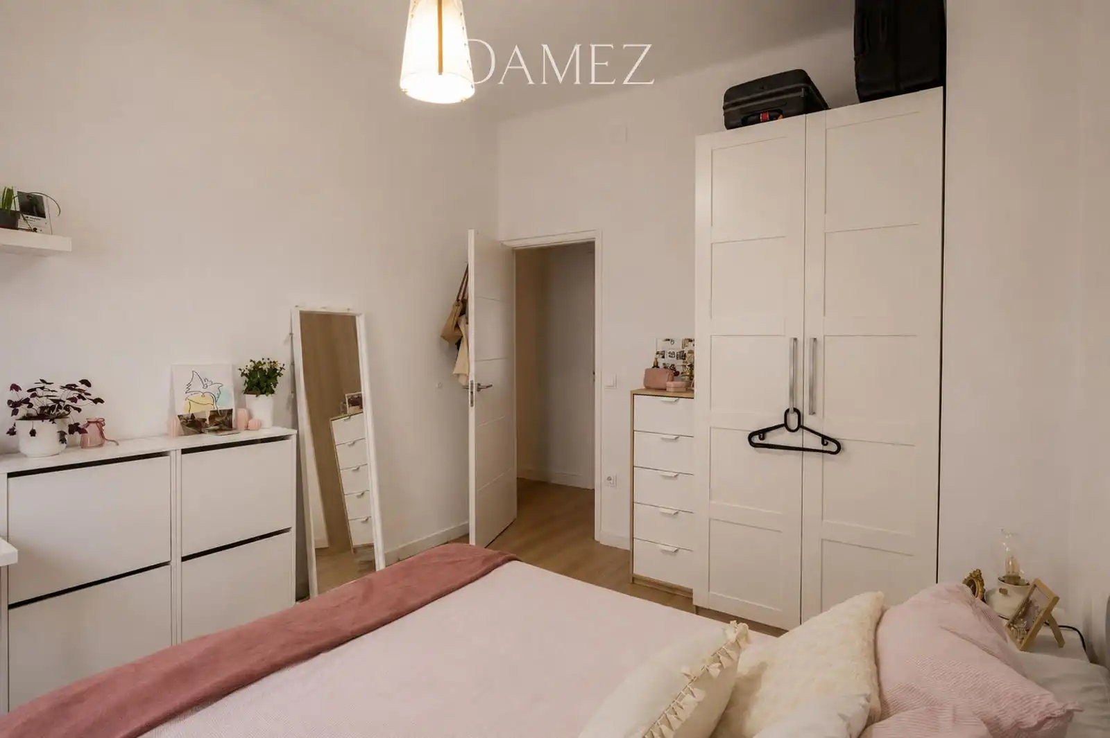Schlafzimmer von Wohnung zum Verkauf in Madrid
