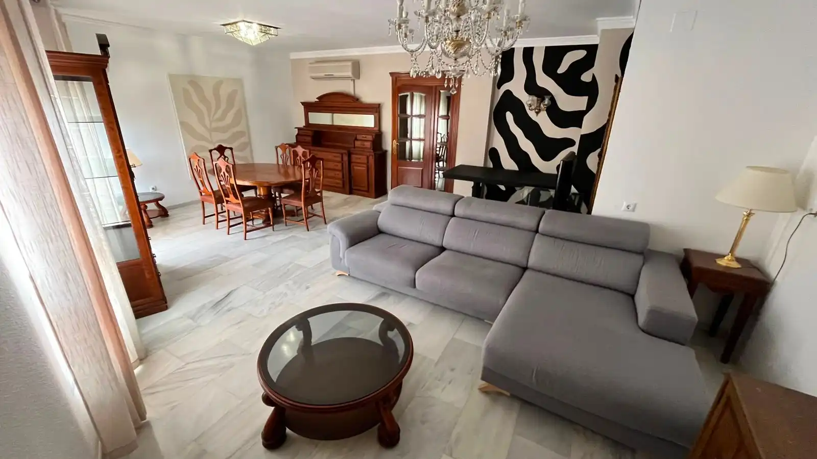 Living room of Flat for rent in Córdoba  with Air Conditioner, Terrace and Furnished