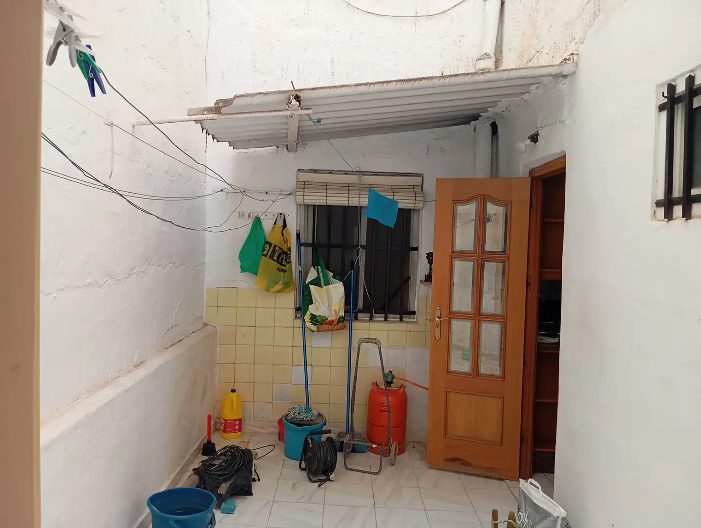Wohnung zur Miete in Elche / Elx mit Klimaanlage, Ofen und Balkon