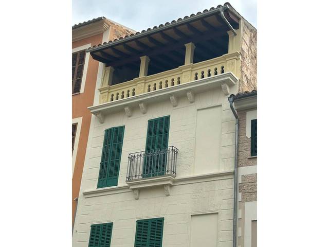 Casa-chalet en Venta en Centro
