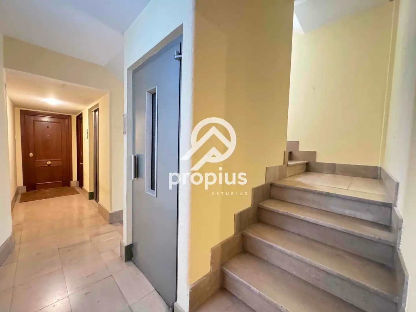 Piso en venta en Pedro Antonio Menendez, Parque San Francisco - Uría