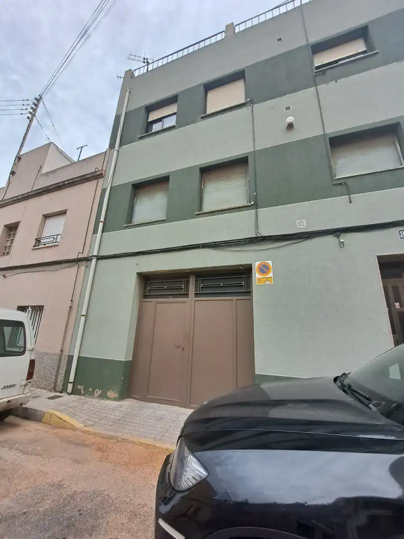 Vista exterior de Casa o xalet en venda en Castellón de la Plana / Castelló de la Plana amb Traster, Moblat i Forn