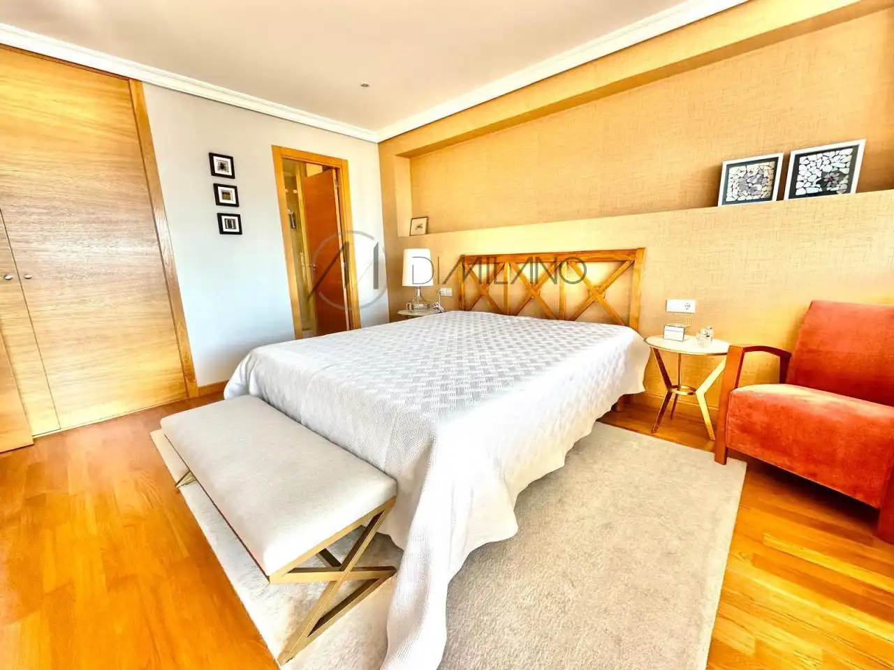 Habitación de Dúplex en venta en Vigo  con Calefacción y Parquet