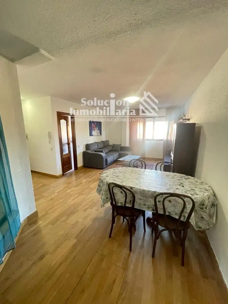 Sala de estar de Edificio en venta en Santa Marta de Tormes