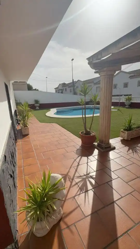 Casa amb piscina en venda a Calle Miró, imagen 65