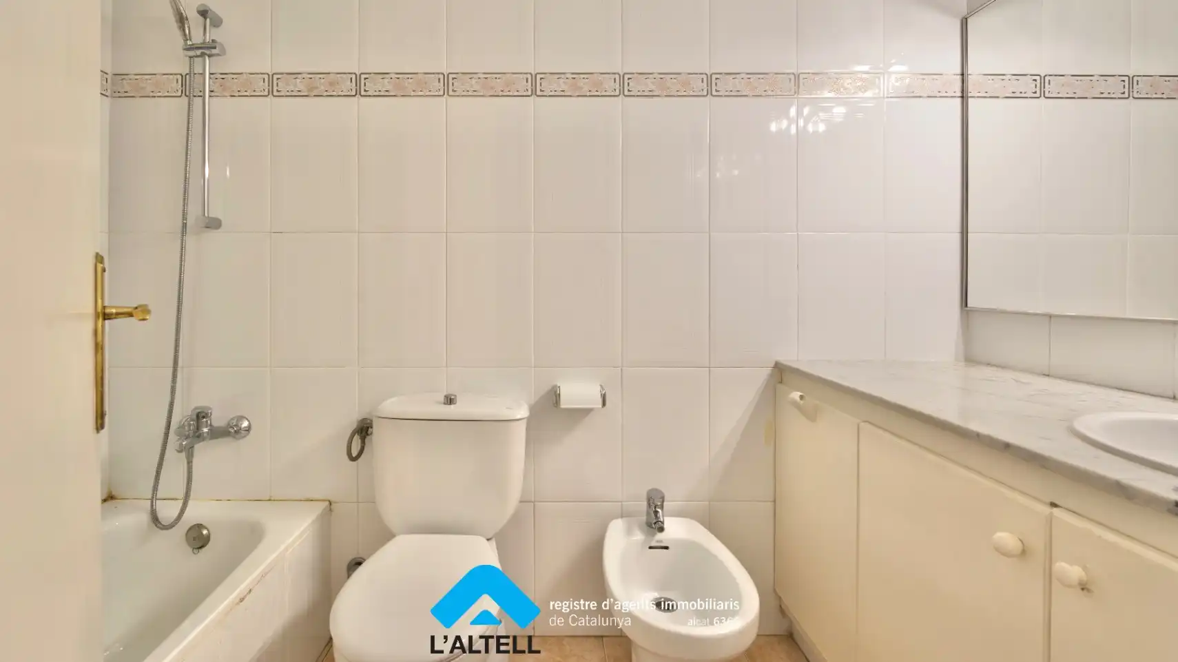 Bathroom of Flat for sale in L'Ametlla del Vallès  with Heating