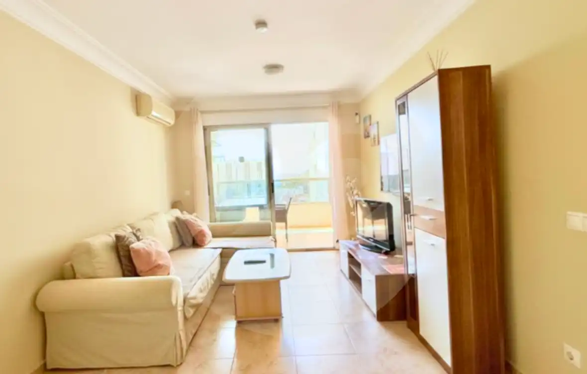 Sala de estar de Apartamento de alquiler en Villajoyosa / La Vila Joiosa con Aire acondicionado, Terraza y Piscina