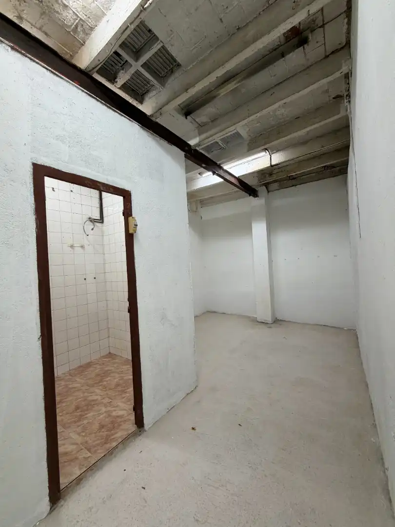 Local comercial en venta en Carrer d'Entença 33, imagen 6