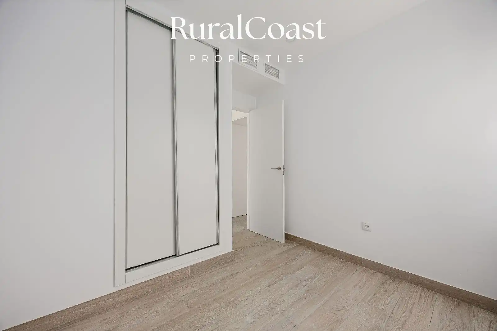 Piso en venta en Algeps, Valle del Sol