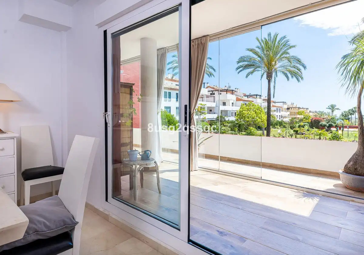 Exterior view of Flat for sale in Estepona  with Air Conditioner, Furnished and TV