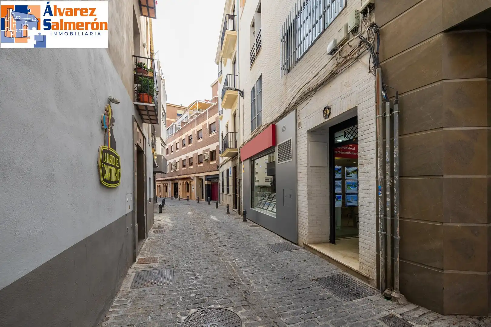 Vista exterior de Pis en venda en Granada