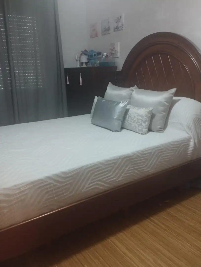 Dormitori de Casa adosada en venda en Casco Urbano