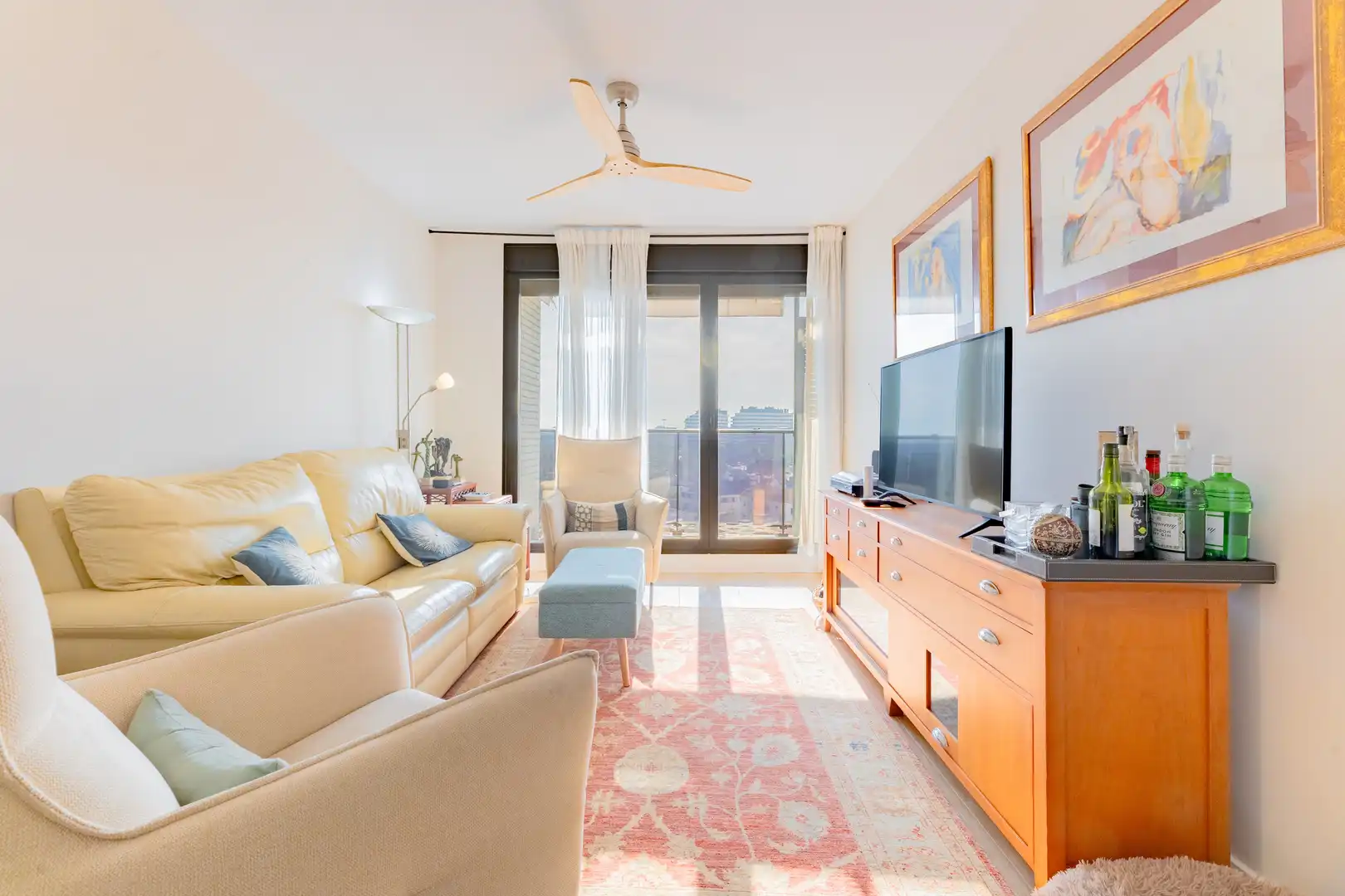Sala de estar de Piso en venta en Valencia con Trastero, Piscina y Balcón