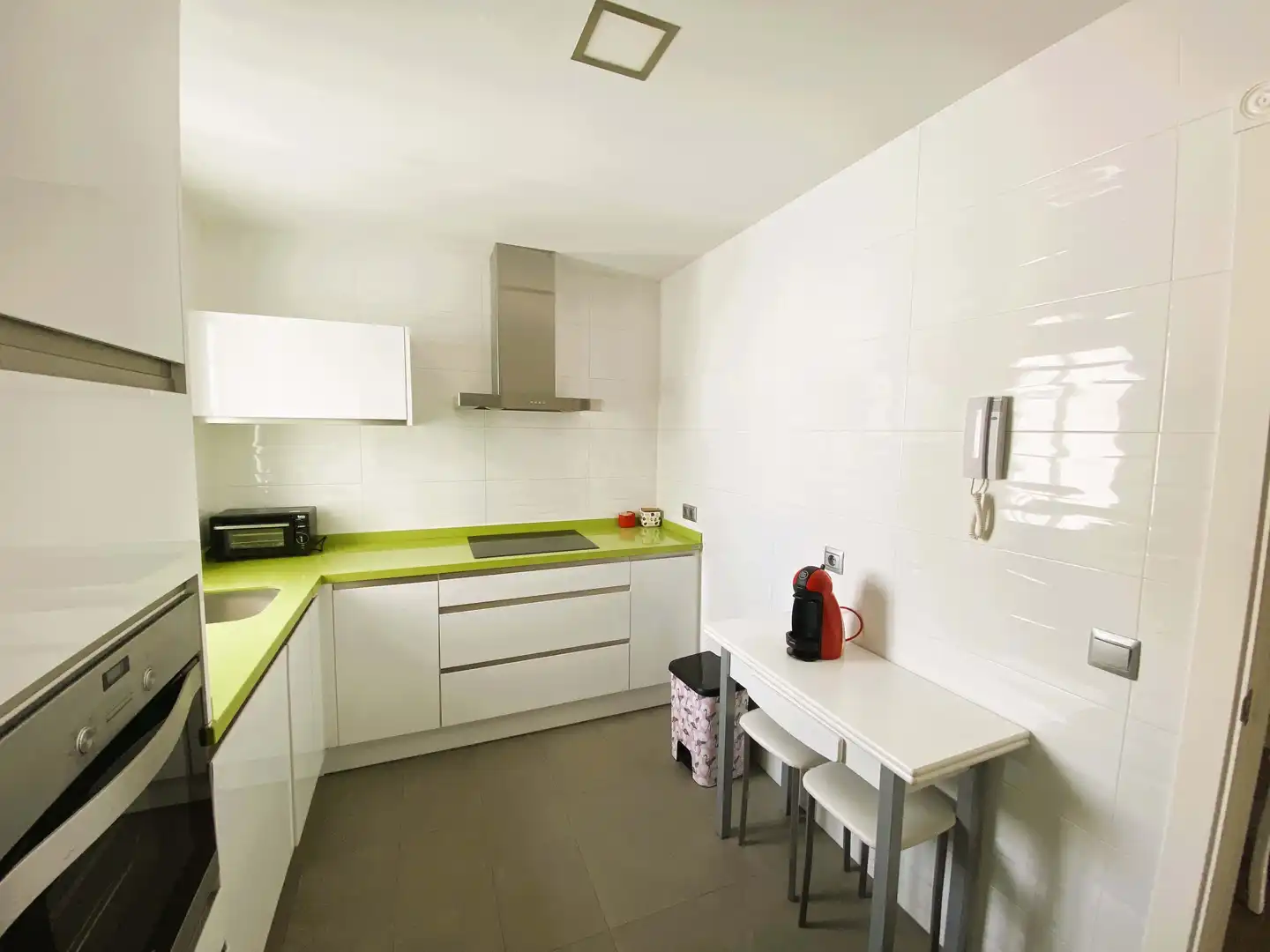 Kitchen of Flat for sale in Chiclana de la Frontera  with Air Conditioner and Heating