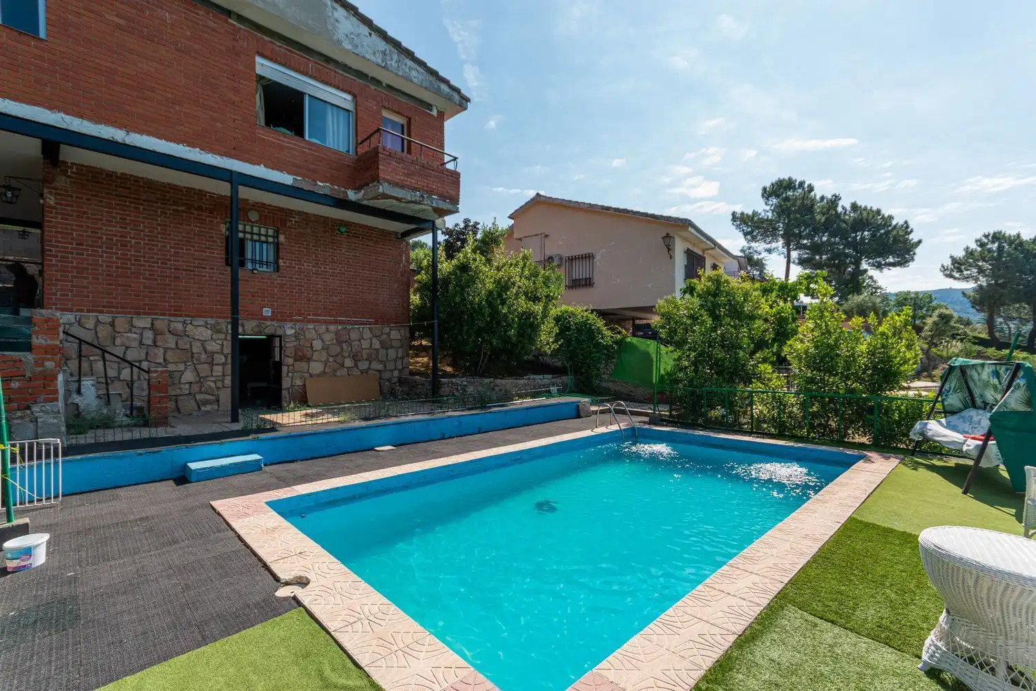 Piscina de Casa o chalet en venta en Robledo de Chavela