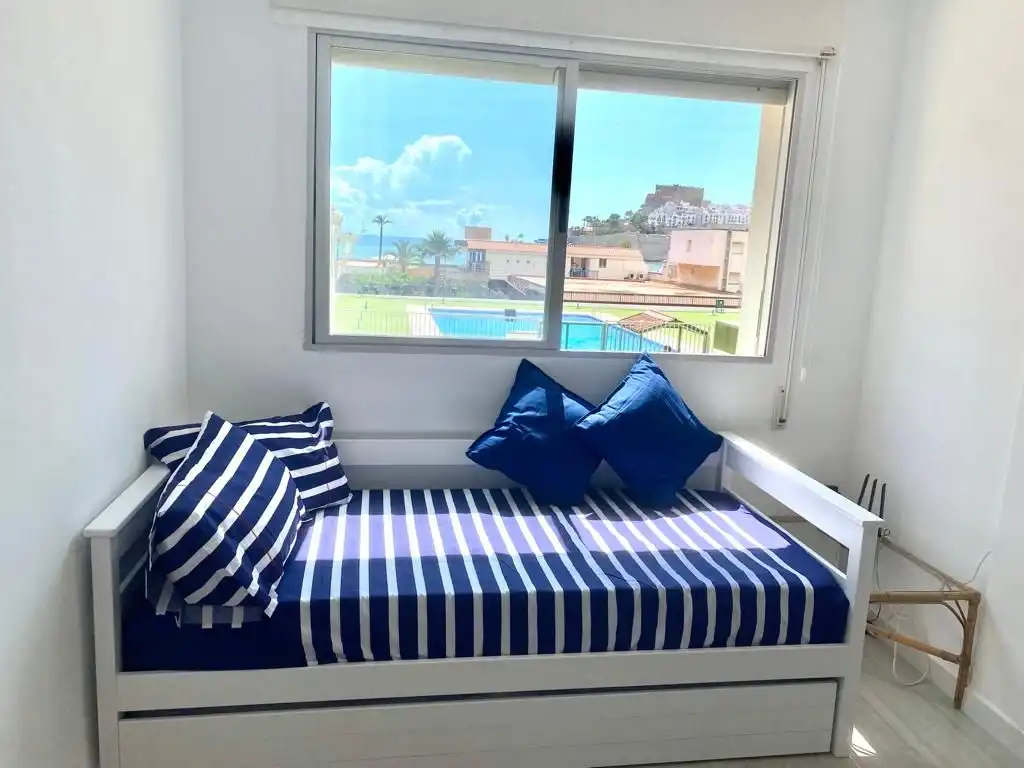 Apartamento con piscina en alquiler en Playa Norte, imagen 4