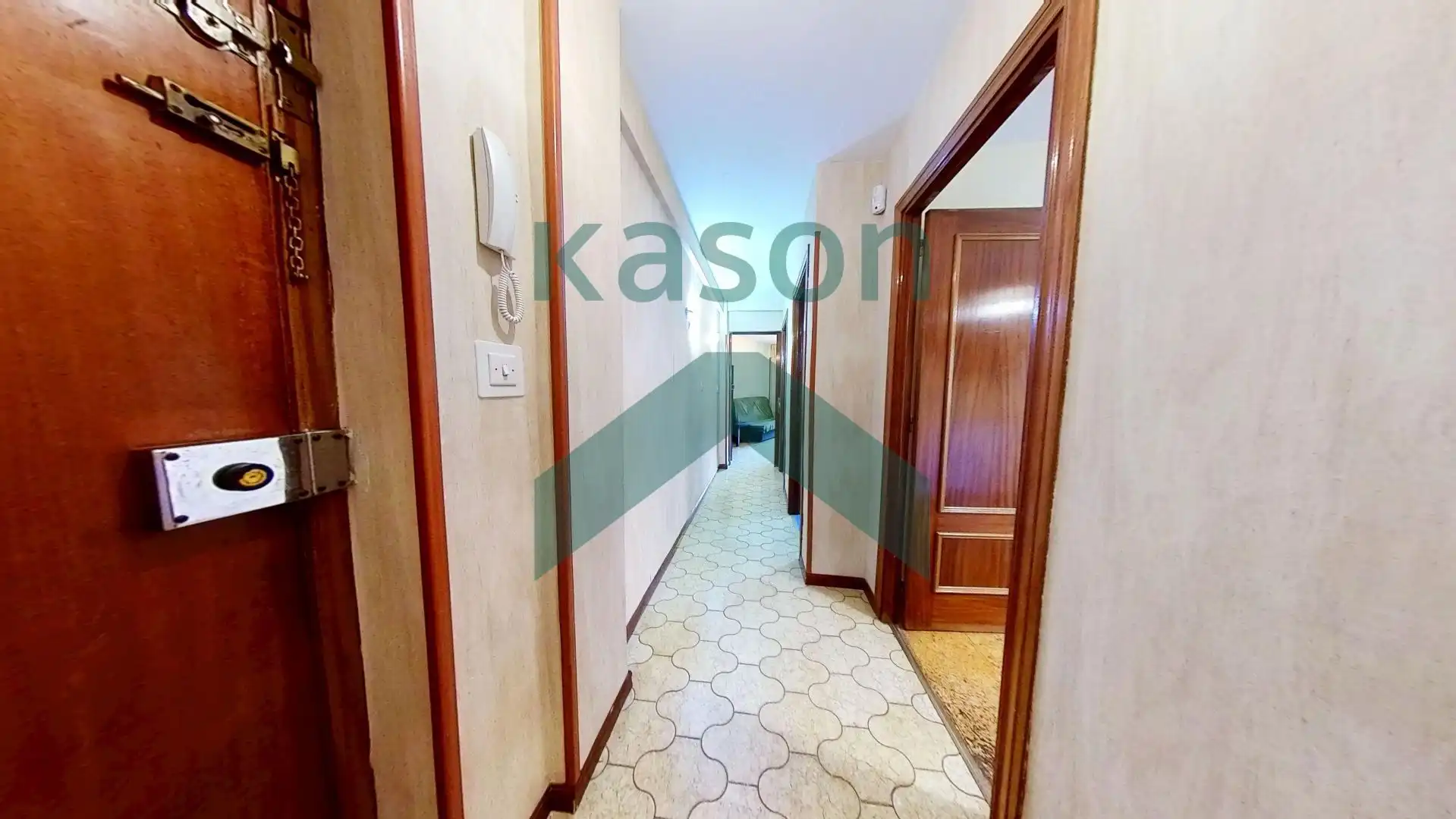 Piso en venta en Madrid con Calefacción, Terraza y Trastero