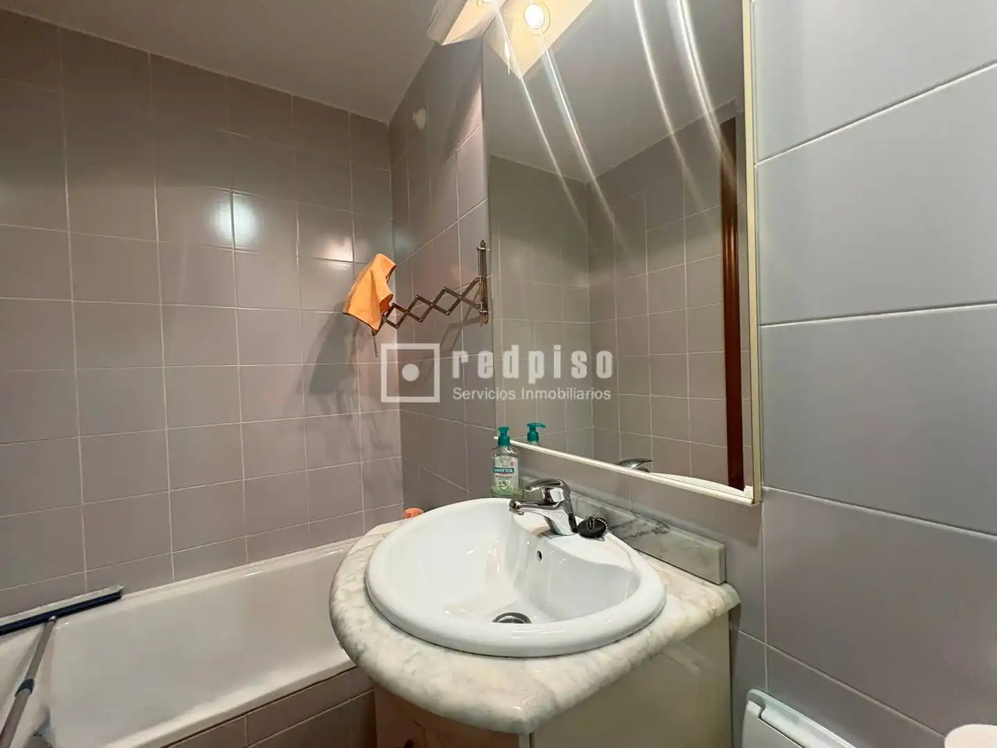 Bathroom of Attic for sale in Tres Cantos  with Air Conditioner, Heating and Terrace