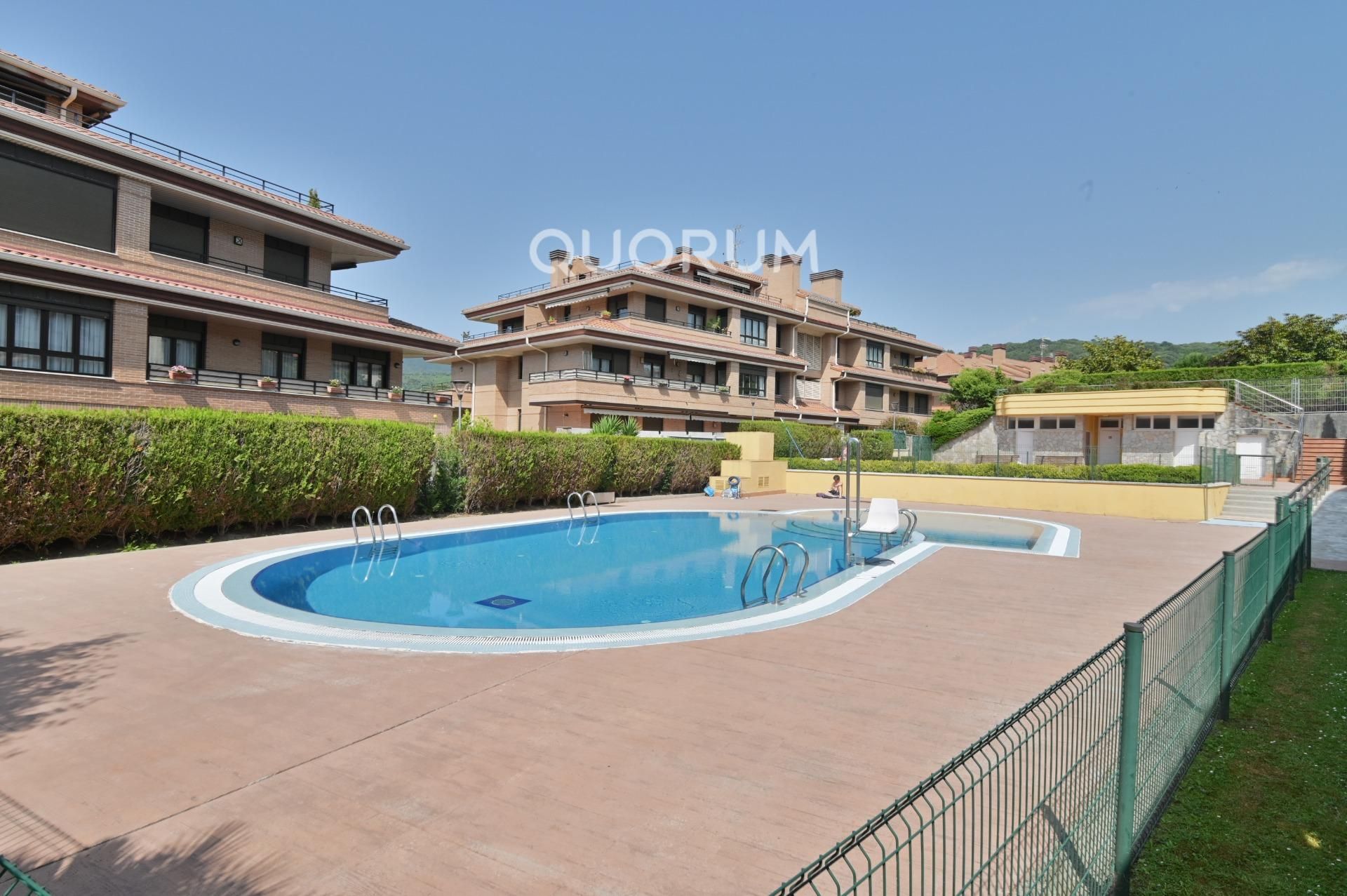 Swimming pool of Duplex for sale in Gorliz  with Heating, Terrace and Balcony