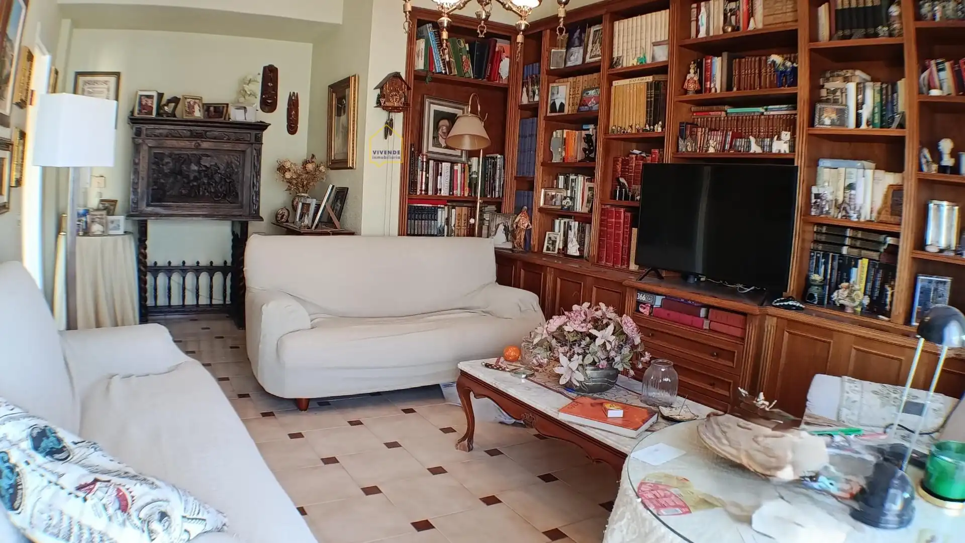 Flat for sale in San Mateo