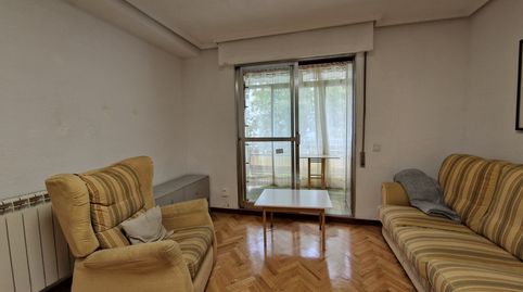 Foto 2 de Piso de alquiler en Calle Camino de Leganes, Villafontana - Estoril I, Móstoles