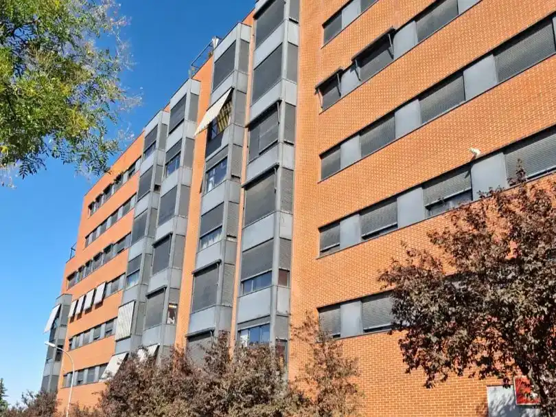 Exterior view of Flat for sale in  Madrid Capital  with Air Conditioner and Swimming Pool