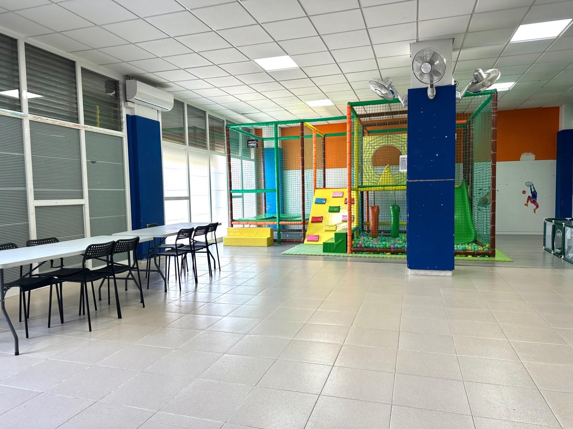 Local de alquiler en  Tarragona Capital con Aire acondicionado y Amueblado