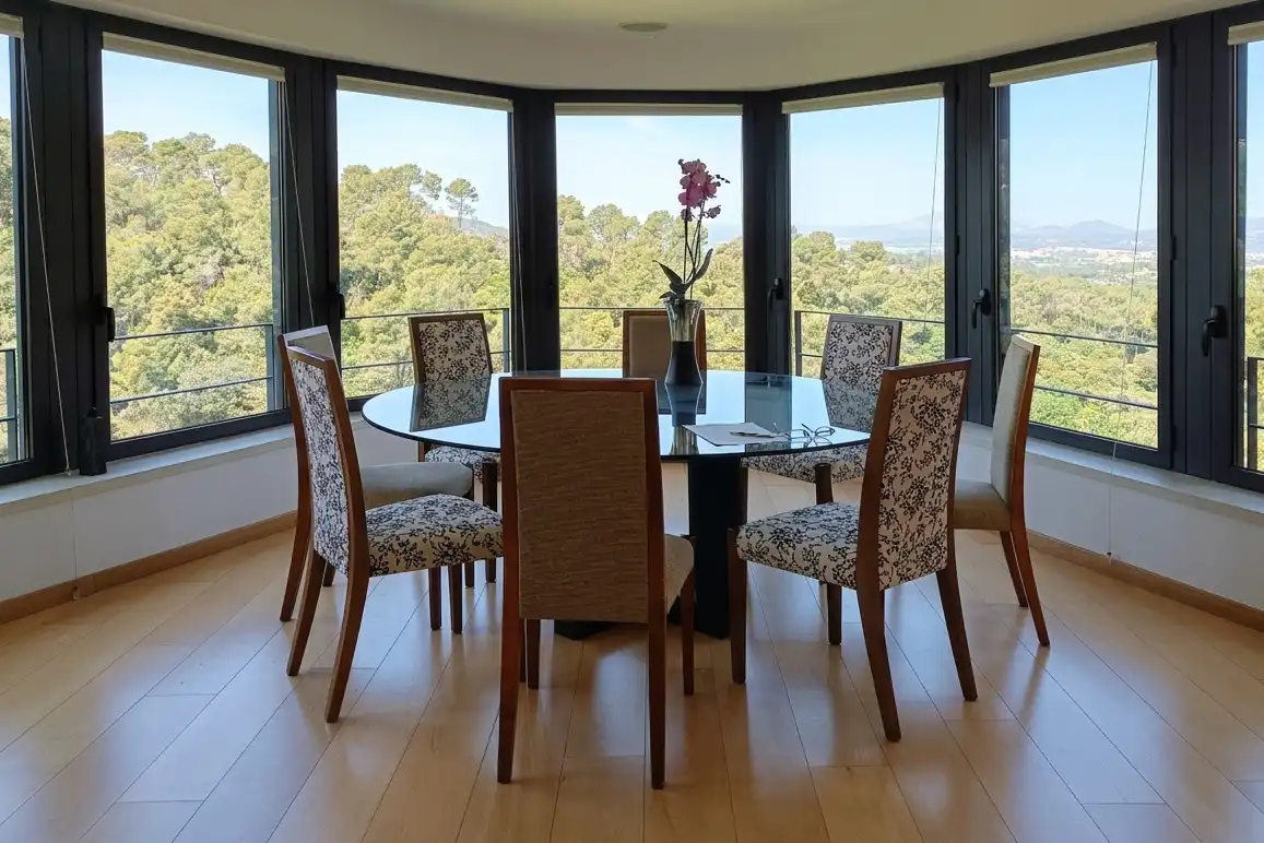 Esszimmer von Haus oder Chalet zum Verkauf in Sant Cugat del Vallès mit Klimaanlage, Heizung und Privatgarten