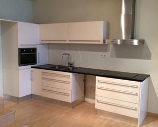 Kitchen of Flat to rent in L'Hospitalet de Llobregat  with Air Conditioner and Terrace