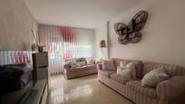 Living room of Flat for sale in Premià de Mar  with Air Conditioner, Terrace and Balcony