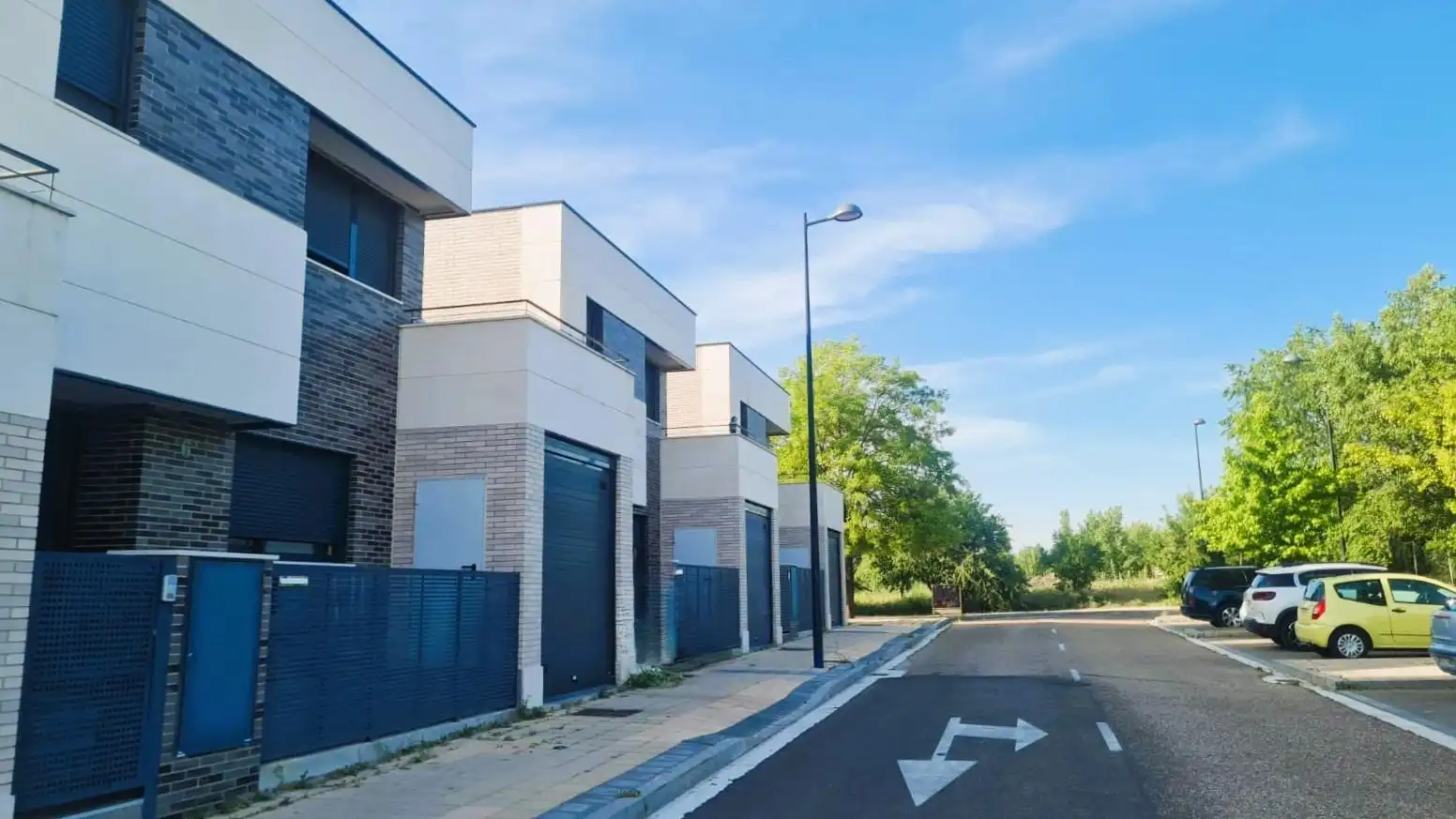 Vista exterior de Casa o chalet en venta en Valladolid con Calefacción, Jardín privado y Terraza