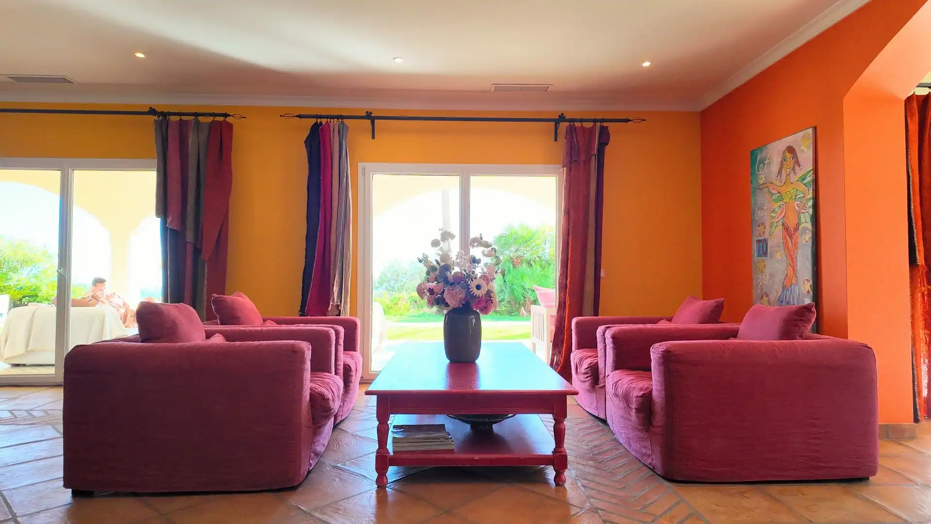 Sala d'estar de Finca rústica en venda en Mijas amb Aire condicionat, Traster i Piscina