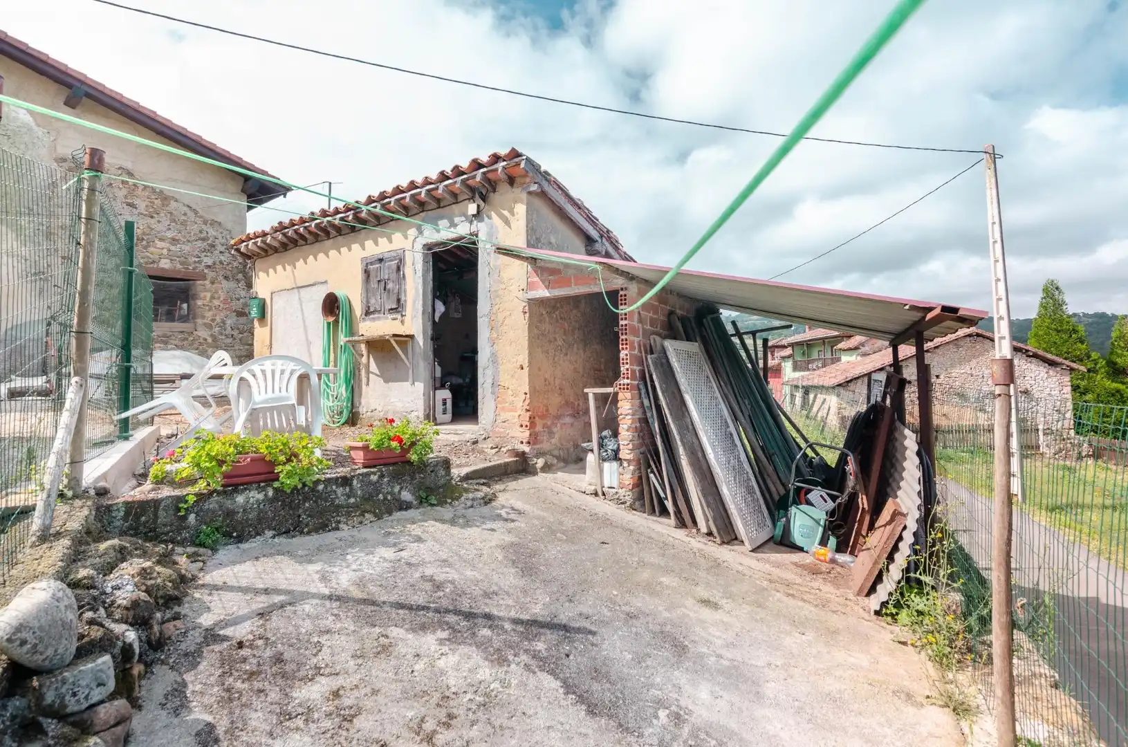 Casa rústica amb jardí en venda a Lugar Villar de Guergu 75, imagen 17