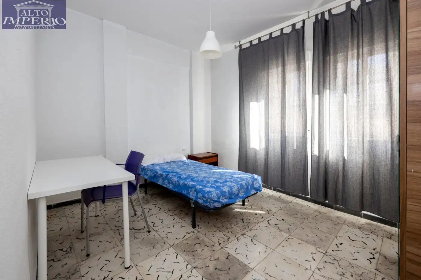 Habitación de Piso de alquiler en Granada