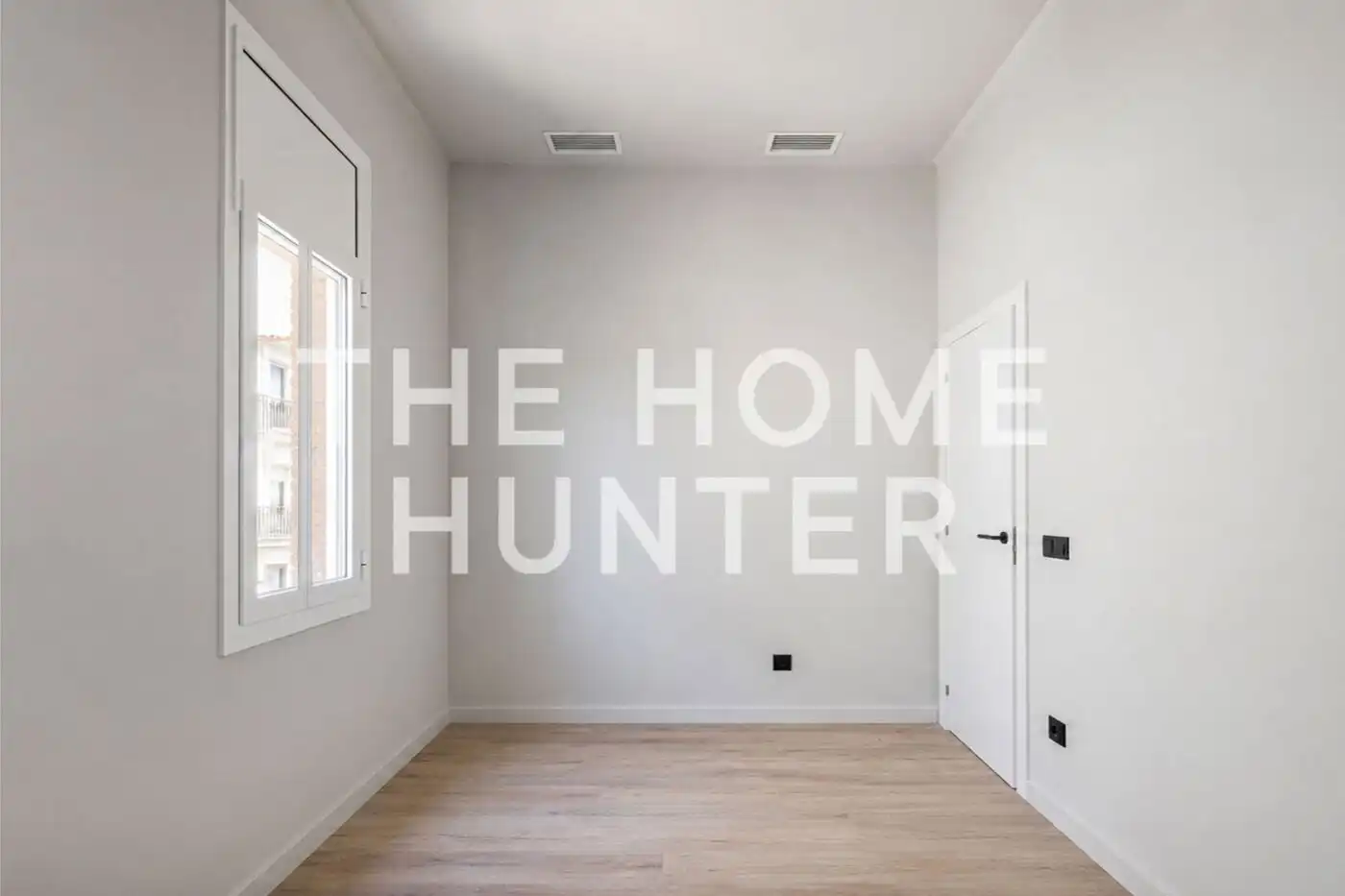 Vista exterior de Piso en venta en Esplugues de Llobregat con Aire acondicionado, Terraza y Alarma