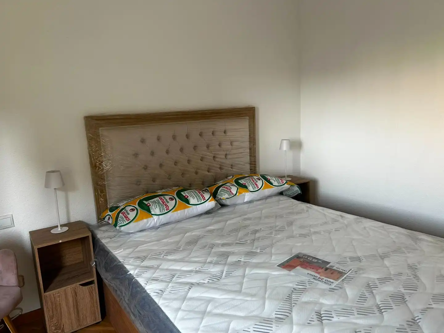 Schlafzimmer von Wohnung zur Miete in Madrid mit Klimaanlage, Heizung und Parkett