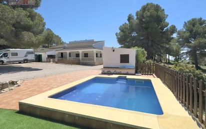 Swimming pool of House or chalet for sale in El Montmell