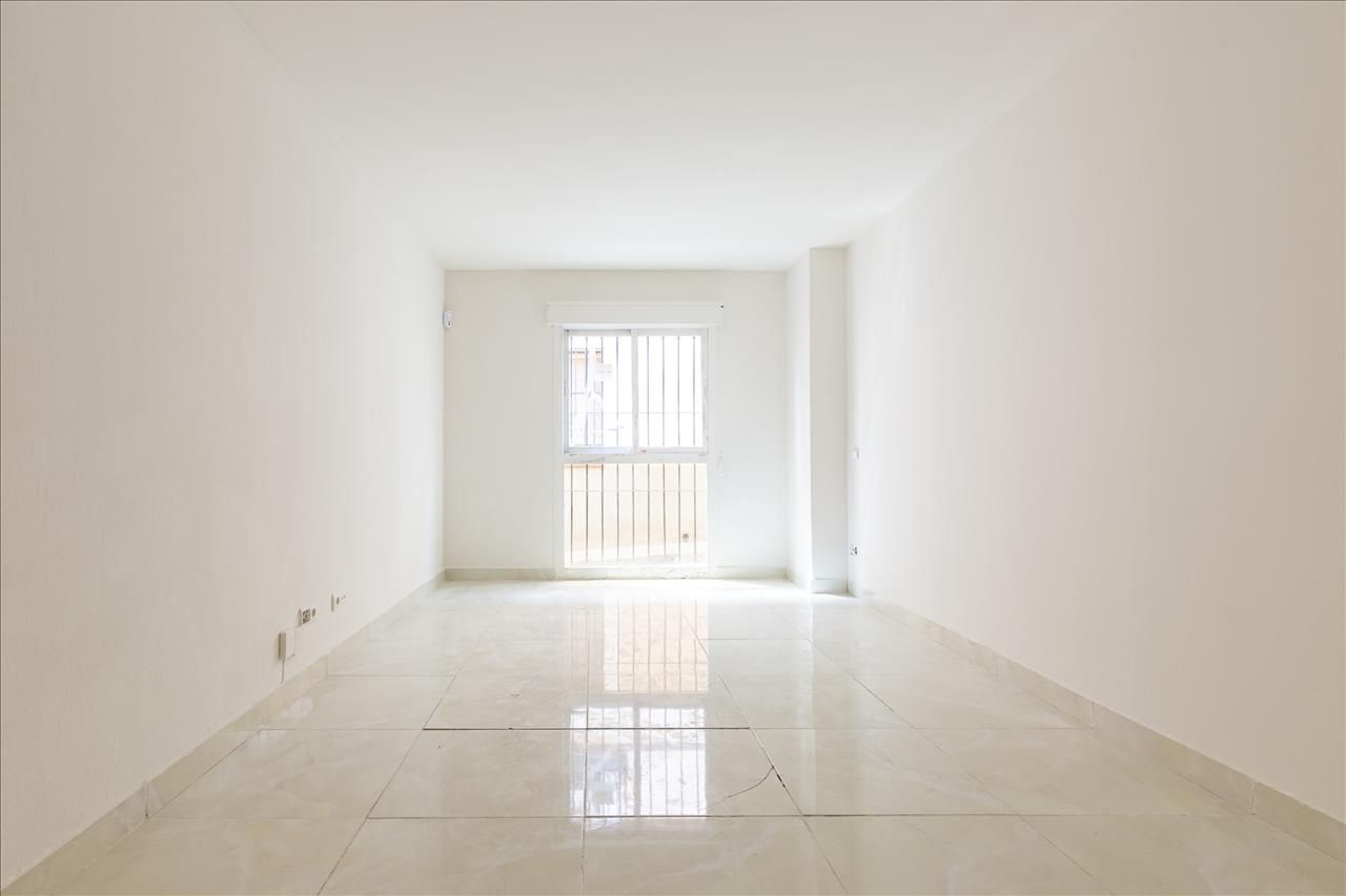 Planta baja for sale in  Madrid Capital
