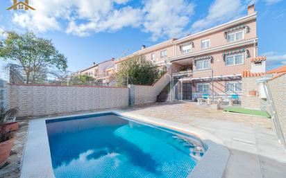 Swimming pool of Single-family semi-detached for sale in Navalcarnero  with Heating, Private garden and Storage room