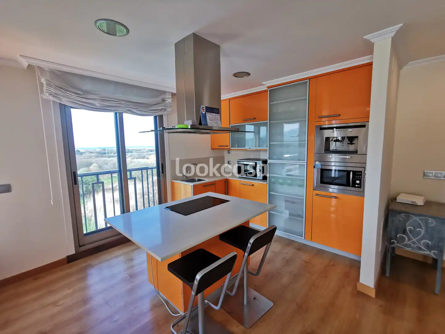 Kitchen of Flat for sale in Sanxenxo  with Heating, Private garden and Parquet flooring