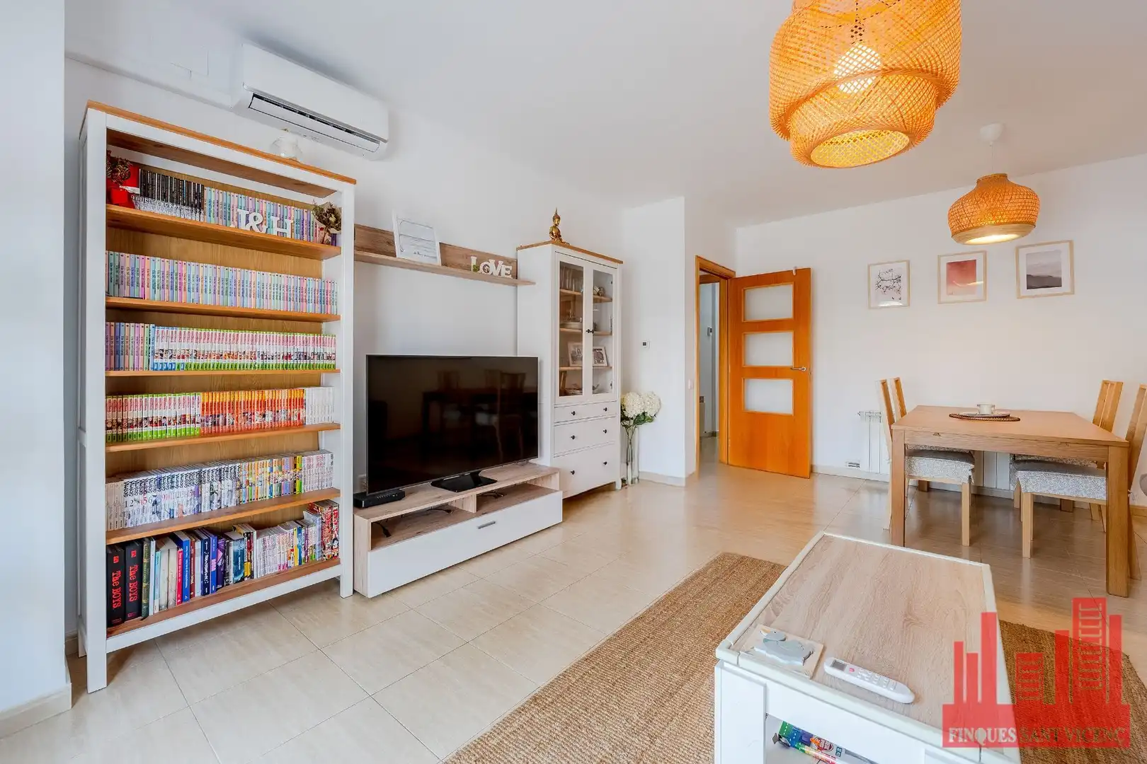 Living room of Flat for sale in Sant Vicenç Dels Horts  with Air Conditioner and Heating