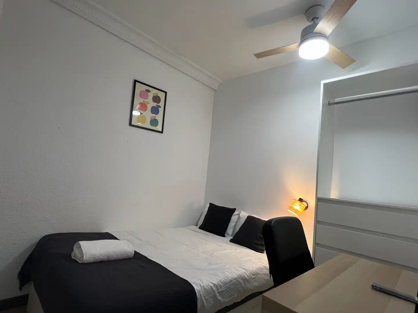 Dormitori de Pis per a compartir en  Madrid Capital amb Calefacció, Moblat i Rentadora