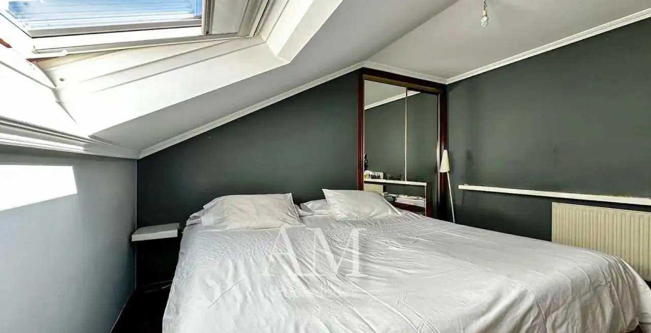 Habitación de Dúplex en venta en Nigrán con Calefacción, Terraza y Trastero