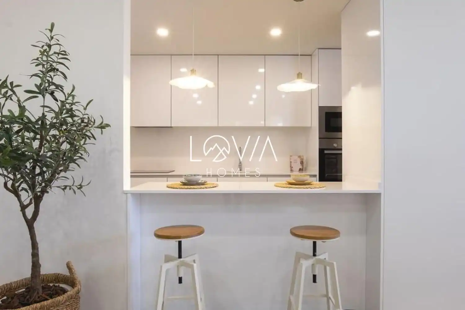 Kitchen of Flat for sale in Dos Hermanas  with Air Conditioner, Terrace and Storage room