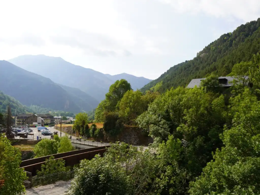 Außenansicht von Haus oder Chalet zum Verkauf in Bielsa