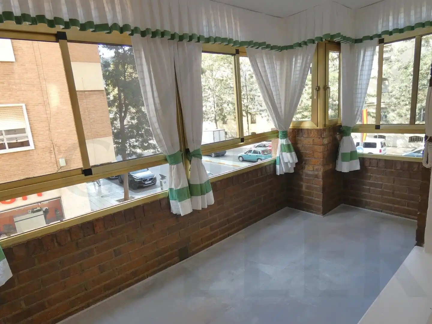 Flat for rent in Calle Ángel Bruna, 20, Ensanche