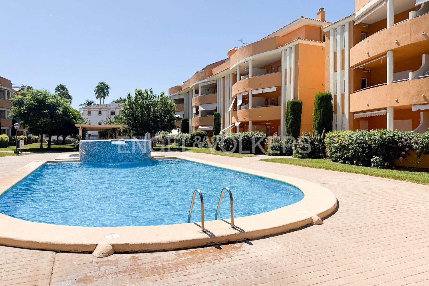 Swimming pool of Apartment for sale in Dénia  with Air Conditioner, Heating and Private garden