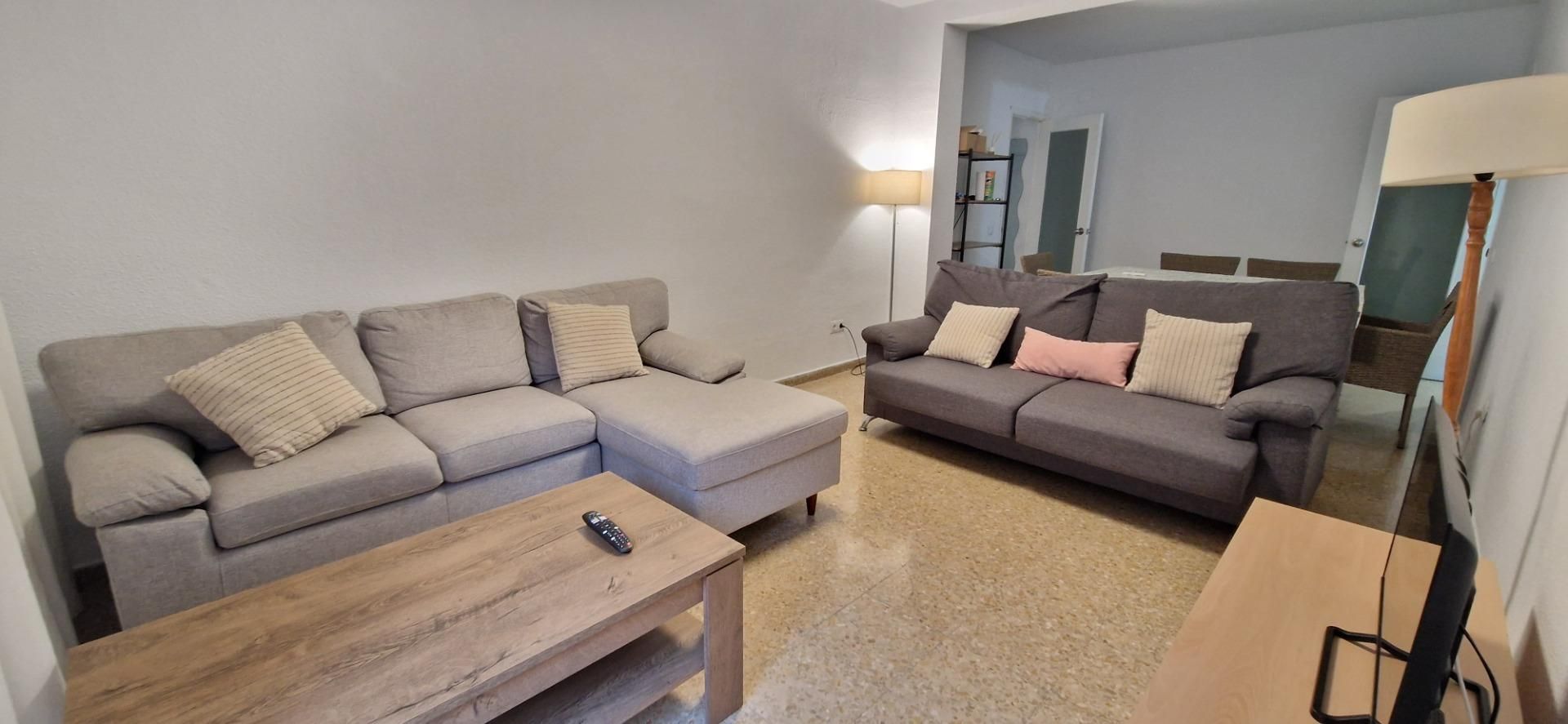 Sala d'estar de Pis en venda en  Córdoba Capital amb Aire condicionat i Balcó