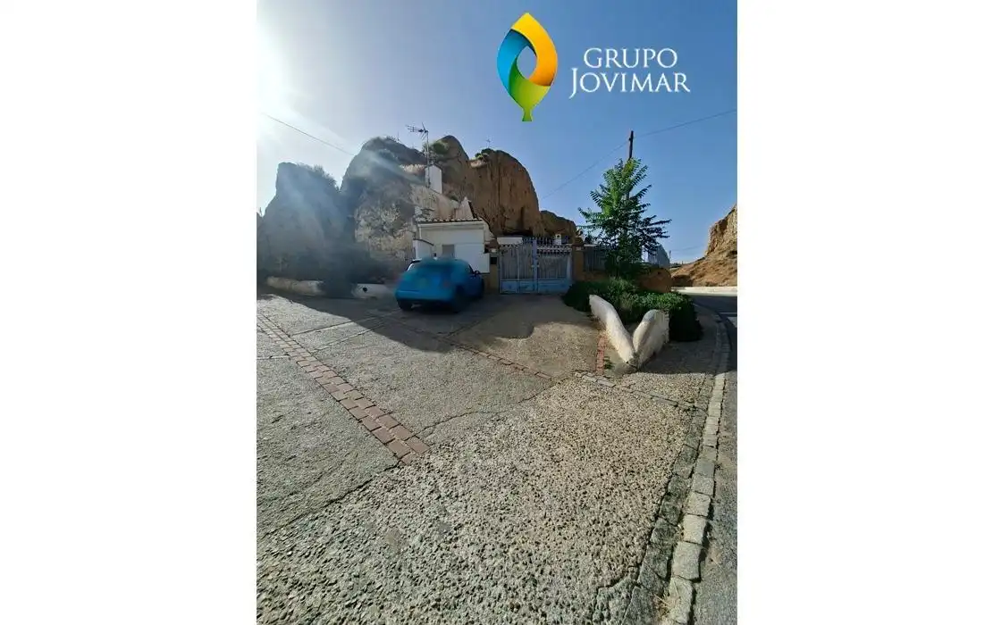 Parking de Finca rústica en venta en Guadix